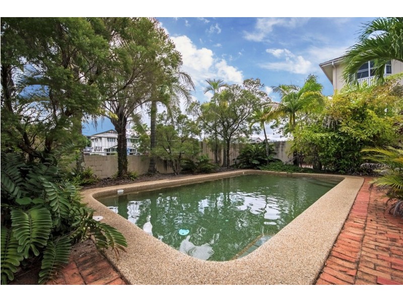 3/165-169 Mcleod Street, Cairns North QLD 4870