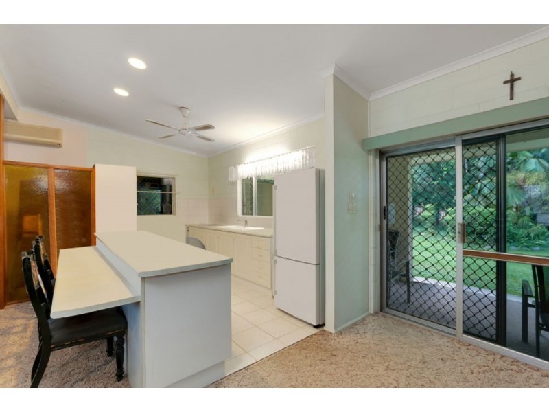 24 Endeavour Road, Clifton Beach QLD 4879