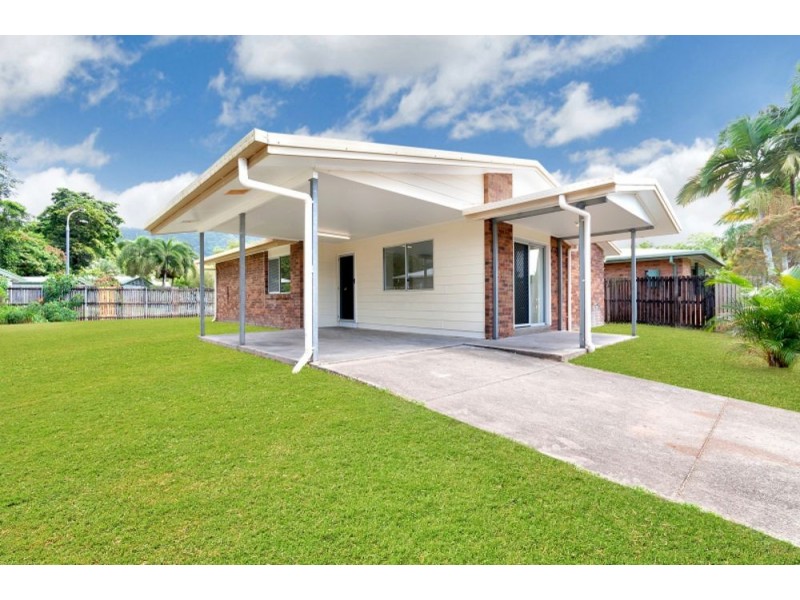 37 Frances Street, Mooroobool QLD 4870