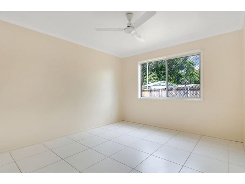 37 Frances Street, Mooroobool QLD 4870