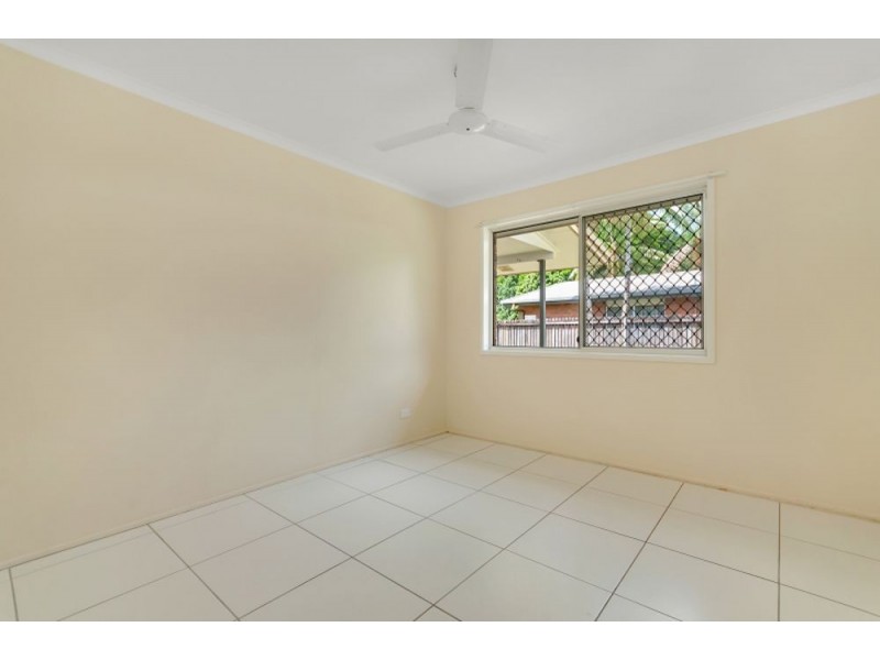37 Frances Street, Mooroobool QLD 4870