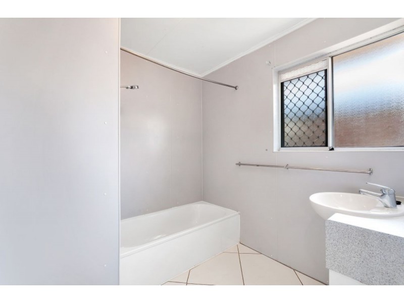 37 Frances Street, Mooroobool QLD 4870