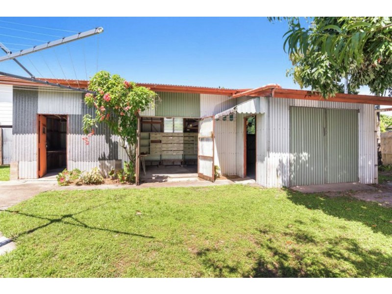 39 Sperring Street, Manunda QLD 4870