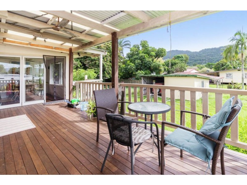 8 Mazlin Street, Edge Hill QLD 4870