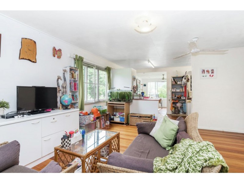 8 Mazlin Street, Edge Hill QLD 4870
