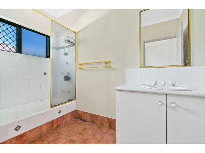 3 Fletcher Court, Bentley Park QLD 4869