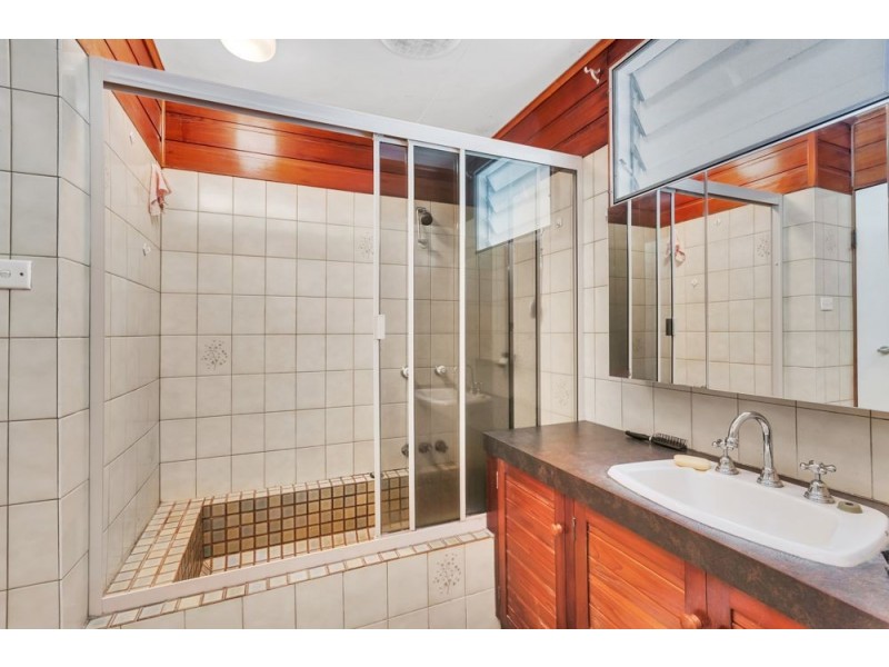 40 Kenneth Street, Bayview Heights QLD 4868