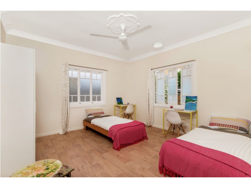 80 Mayers Street, Manunda QLD 4870