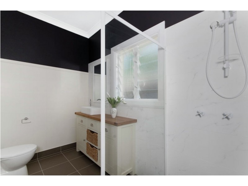 80 Mayers Street, Manunda QLD 4870