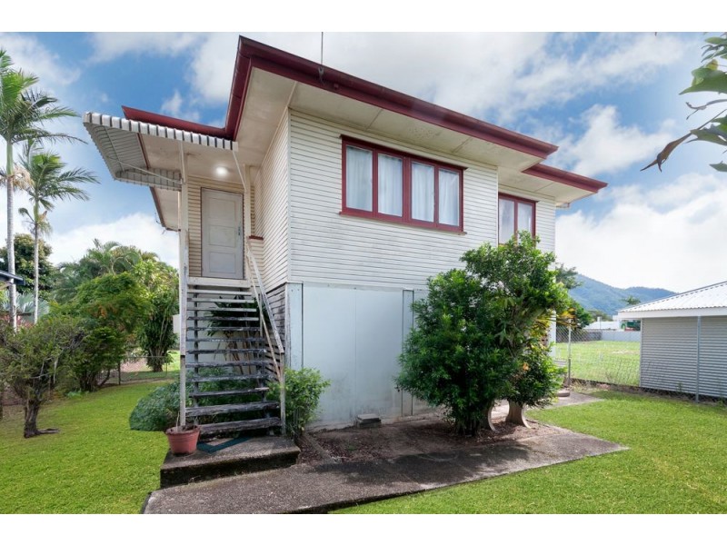 239 McCoombe Street, Bungalow QLD 4870