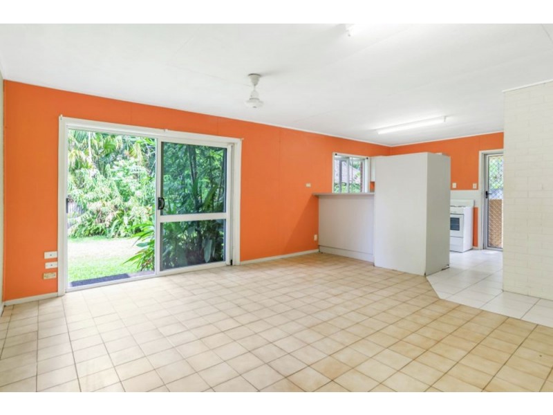 15 Hall Street, Edge Hill QLD 4870