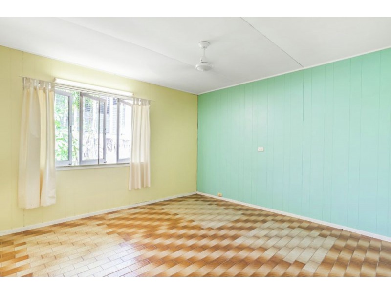 15 Hall Street, Edge Hill QLD 4870