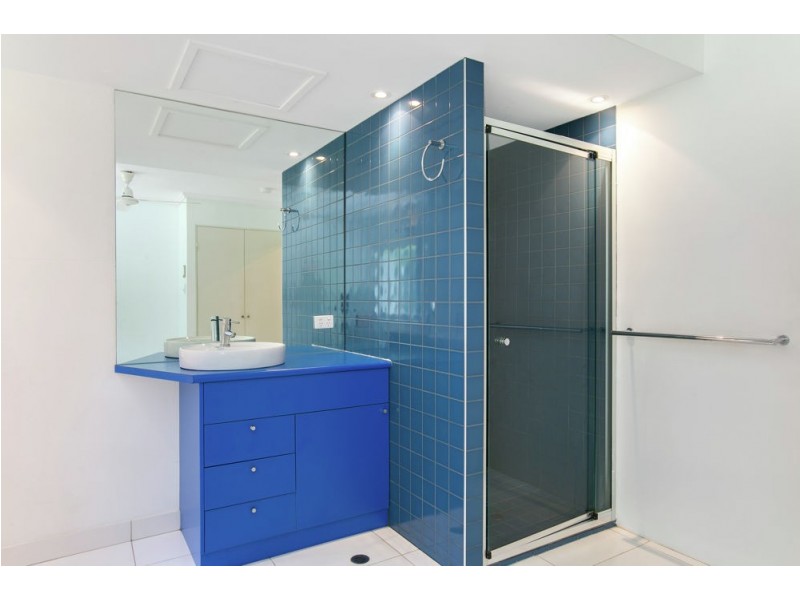 4/4 McPherson Close, Edge Hill QLD 4870