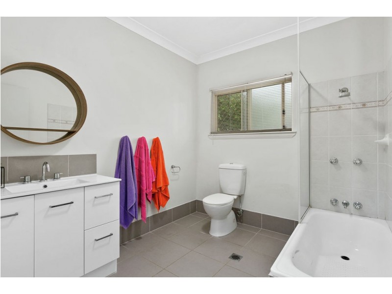 1 Banyan Close, Mount Sheridan QLD 4868