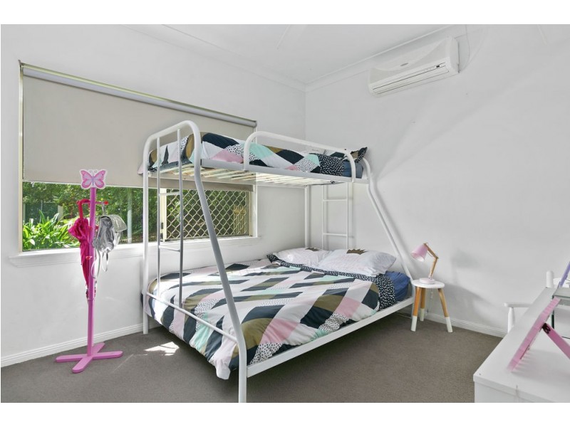 1 Banyan Close, Mount Sheridan QLD 4868