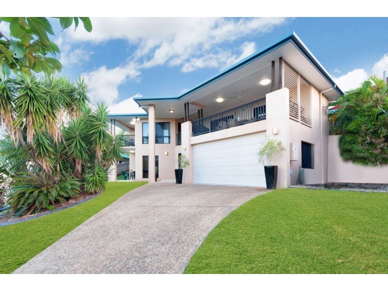 55 Daphne Drive, Redlynch QLD 4870