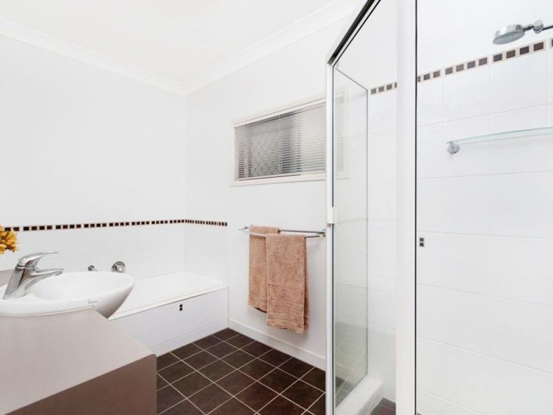 55 Daphne Drive, Redlynch QLD 4870