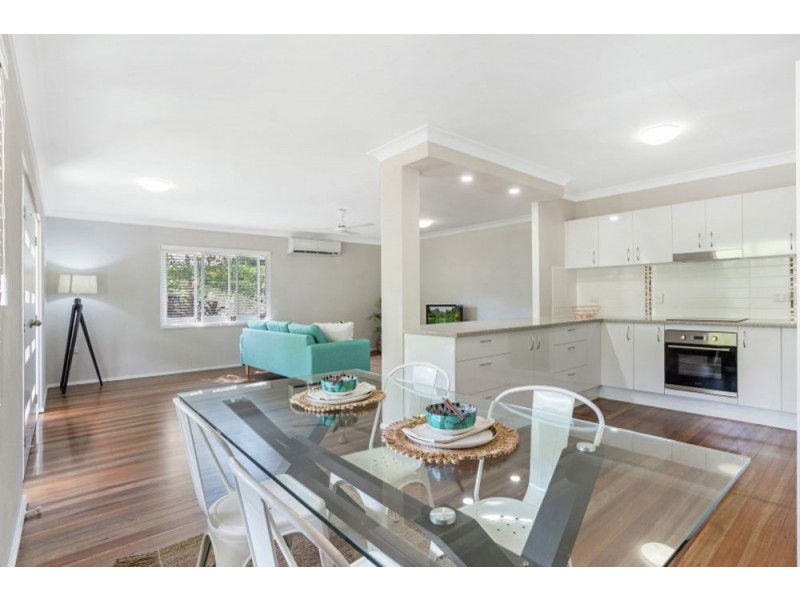 35 Casella Street, Earlville QLD 4870