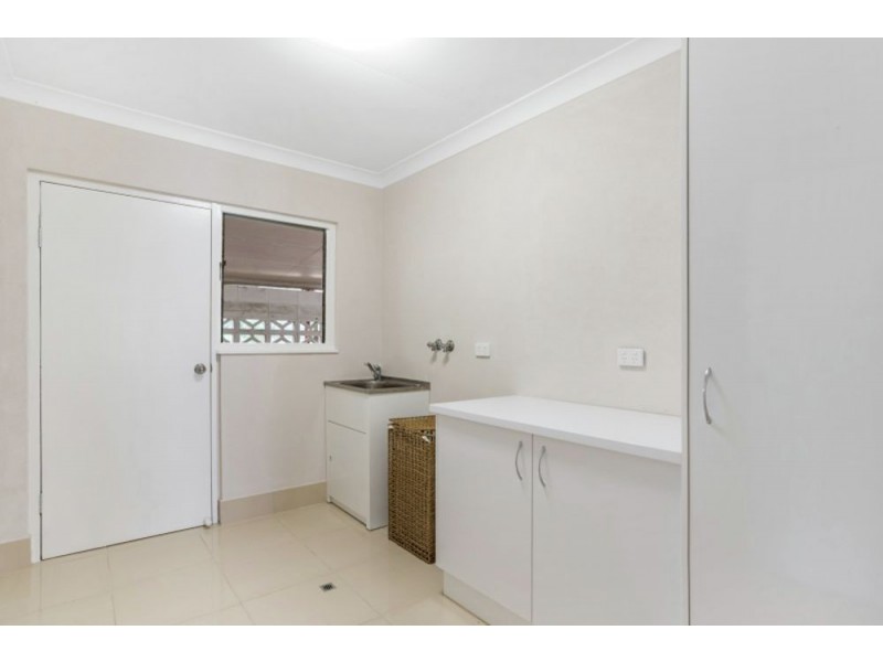 35 Casella Street, Earlville QLD 4870