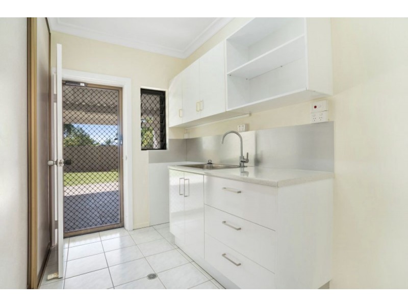 17 Dugong Close, Bentley Park QLD 4869