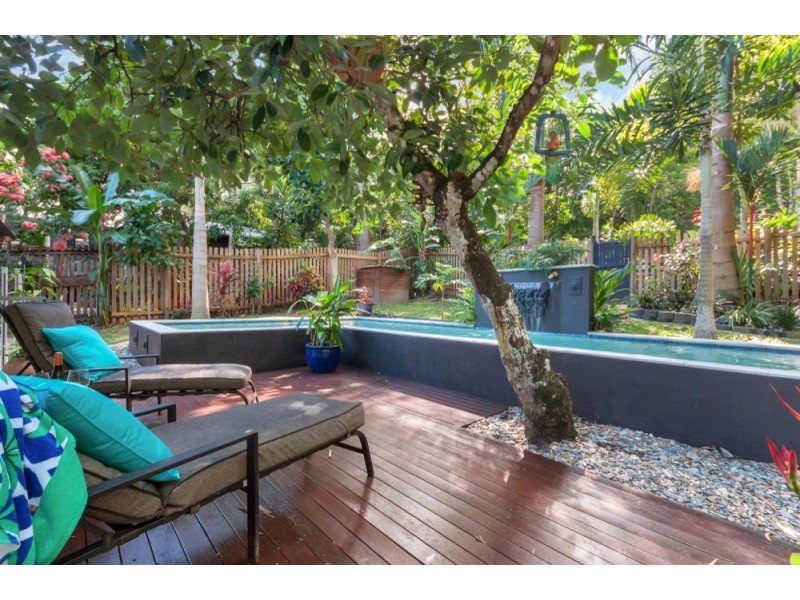 2 Stuart Street, Edge Hill QLD 4870