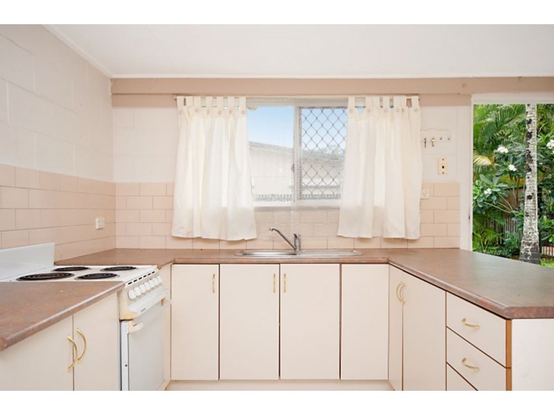 6 Richardson Street, Edge Hill QLD 4870