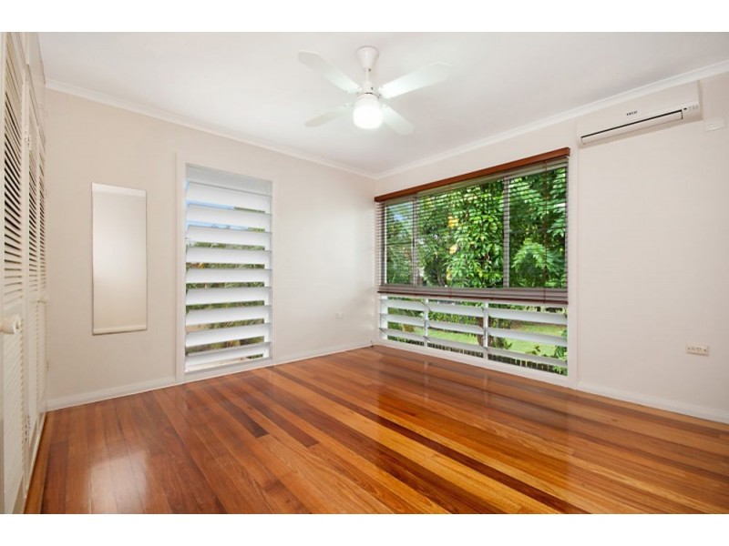 6 Richardson Street, Edge Hill QLD 4870