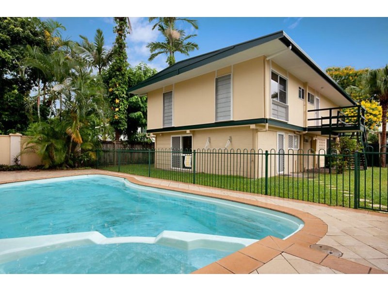 6 Richardson Street, Edge Hill QLD 4870