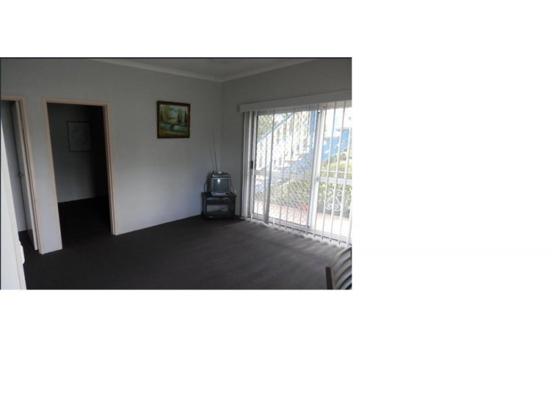 1/71 Pease Street, Manoora QLD 4870