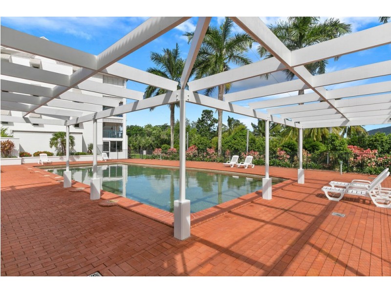 32/8-14 Munro Terrace, Mooroobool QLD 4870