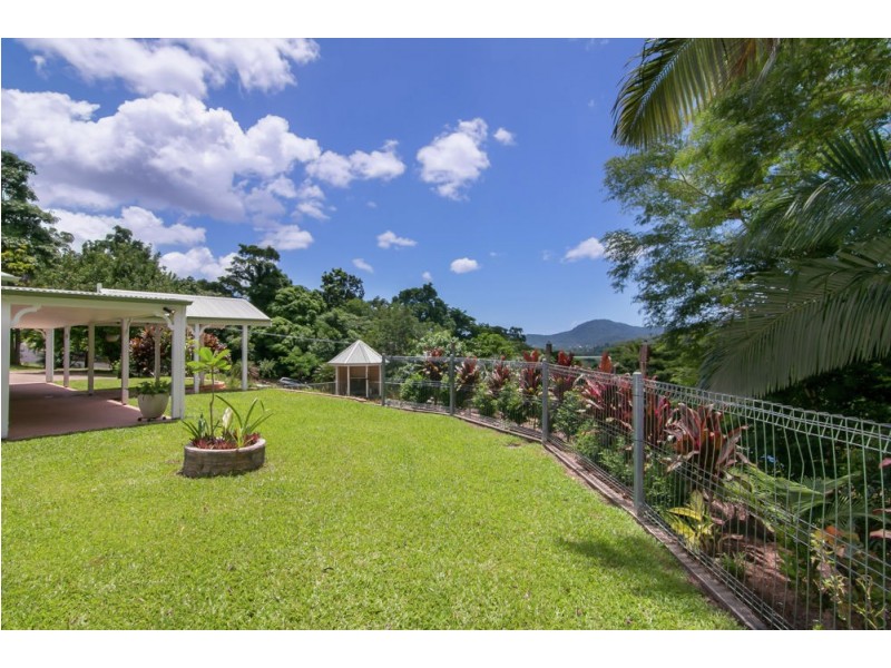 9 – 11 Mount William Close, Redlynch QLD 4870