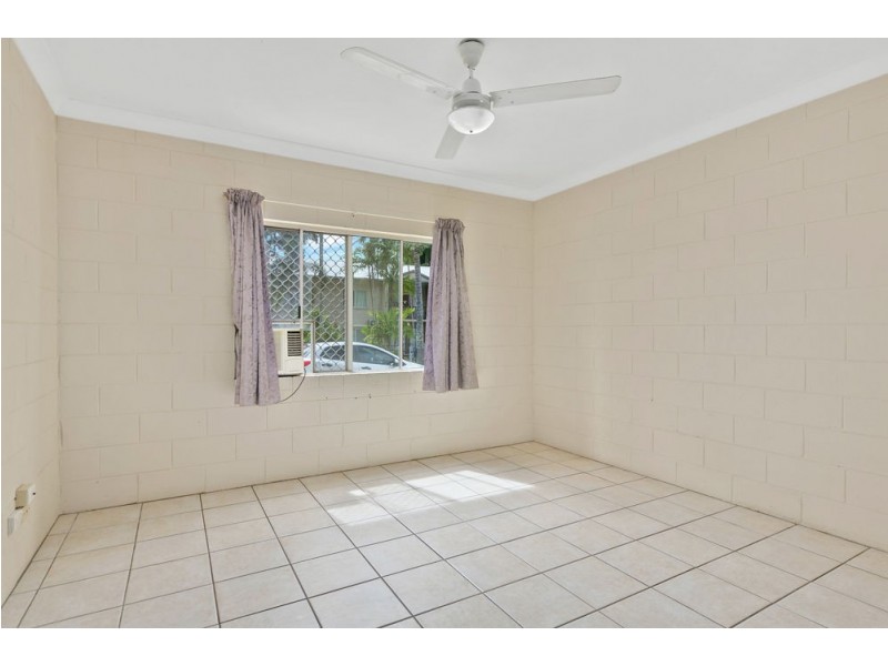 6/52 Pease Street, Manoora QLD 4870