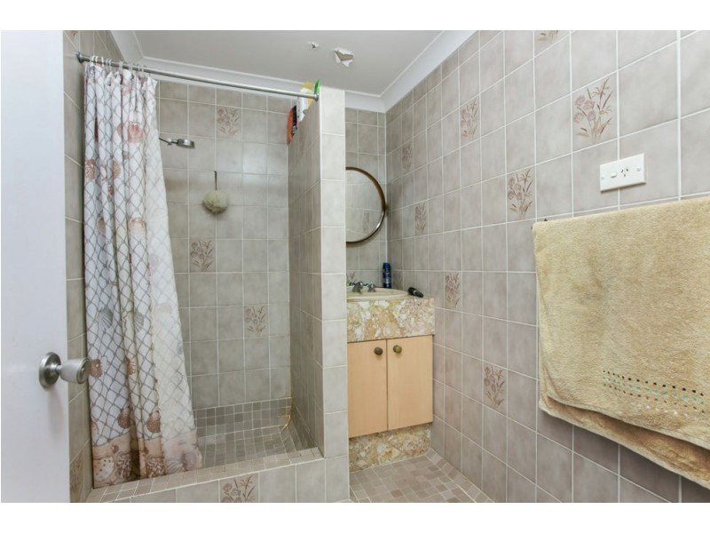 3/4 Crathern Close, Edge Hill QLD 4870