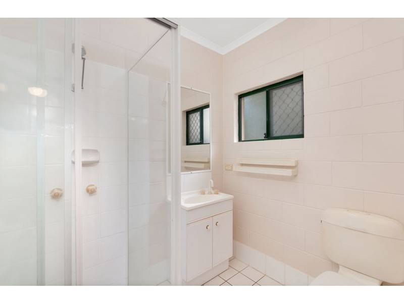 13 Opaline Close, Brinsmead QLD 4870