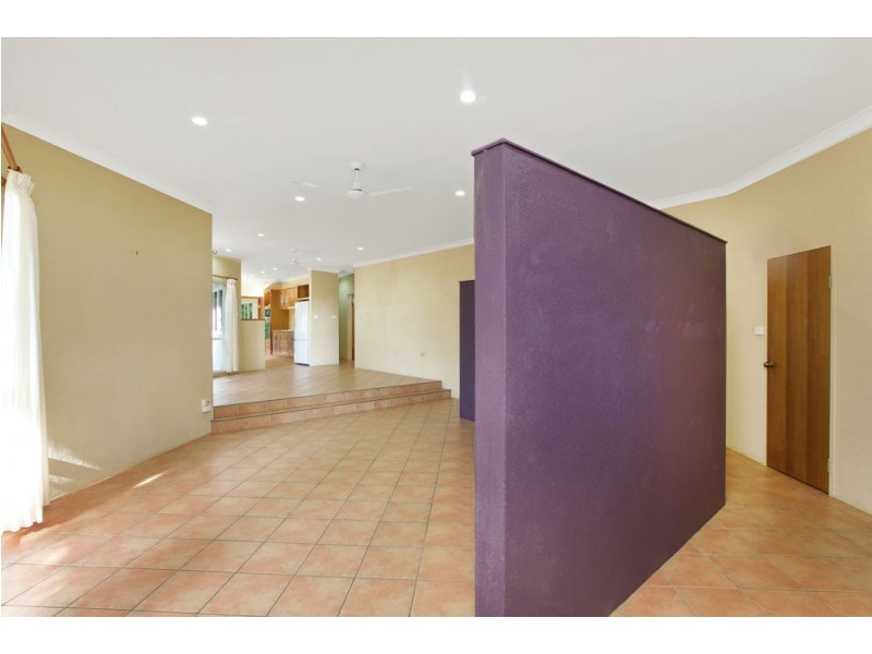 7 Beaman Close, Aeroglen QLD 4870