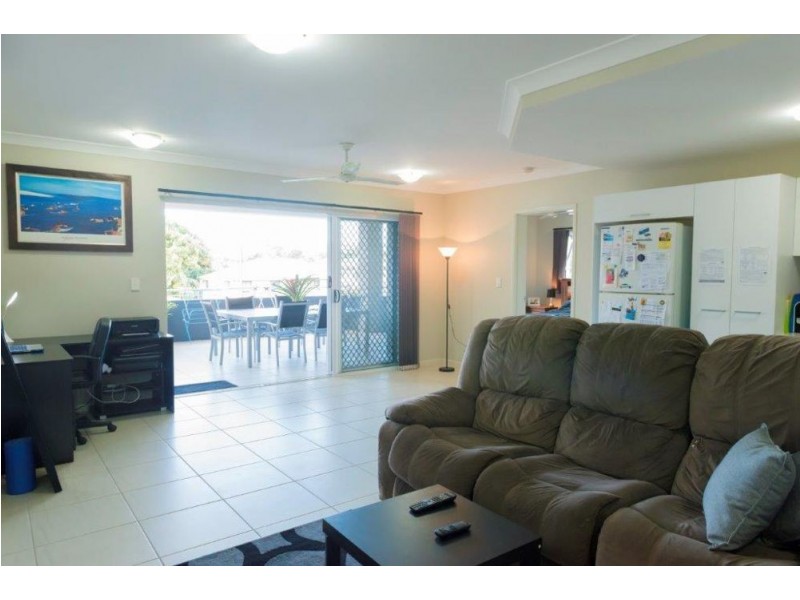 5/109 Callaghan Street, Mooroobool QLD 4870