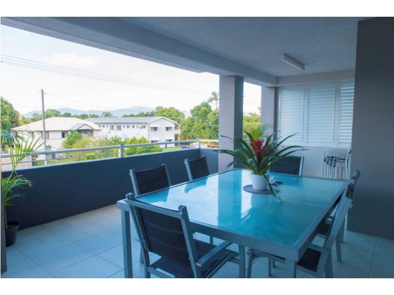 5/109 Callaghan Street, Mooroobool QLD 4870