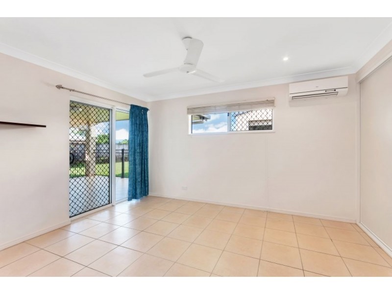 15 Fitzmaurice Drive, Bentley Park QLD 4869