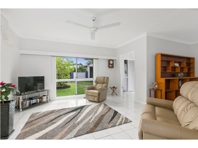 3 Rainy Mountain Place, Smithfield QLD 4878