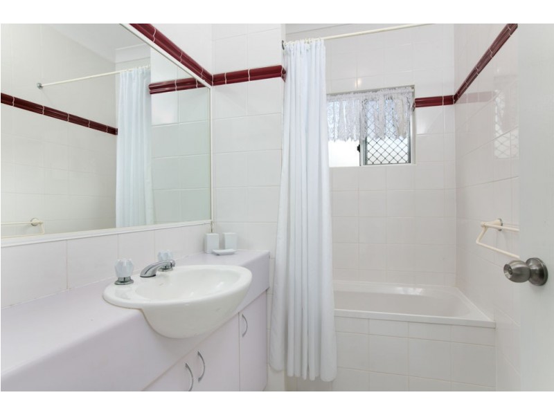 3 Rainy Mountain Place, Smithfield QLD 4878