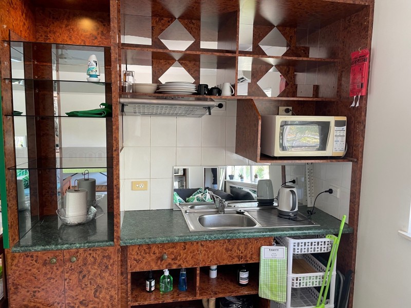 9/4 Chester Court, Manunda QLD 4870