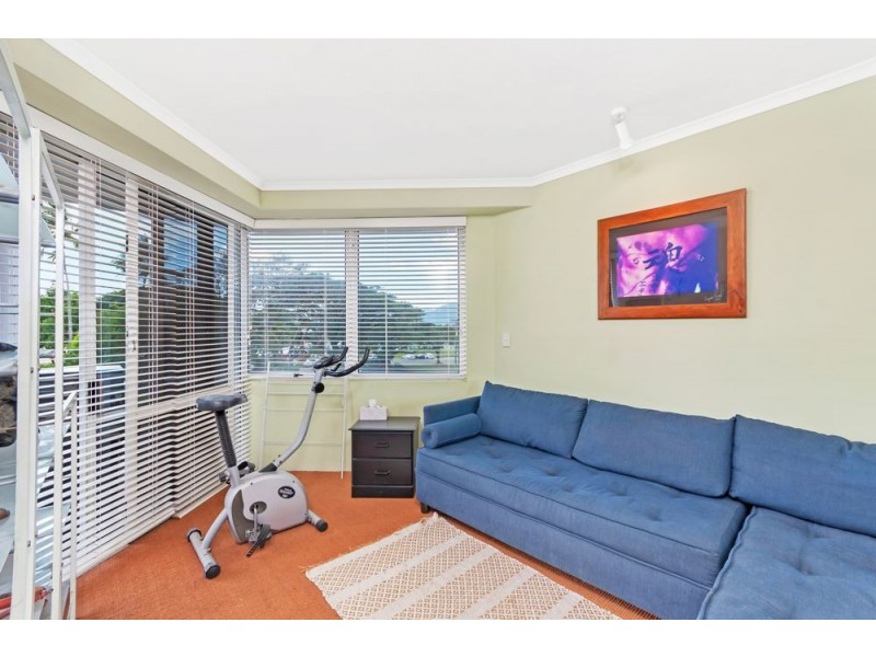 8/279 Esplanade, Cairns North QLD 4870