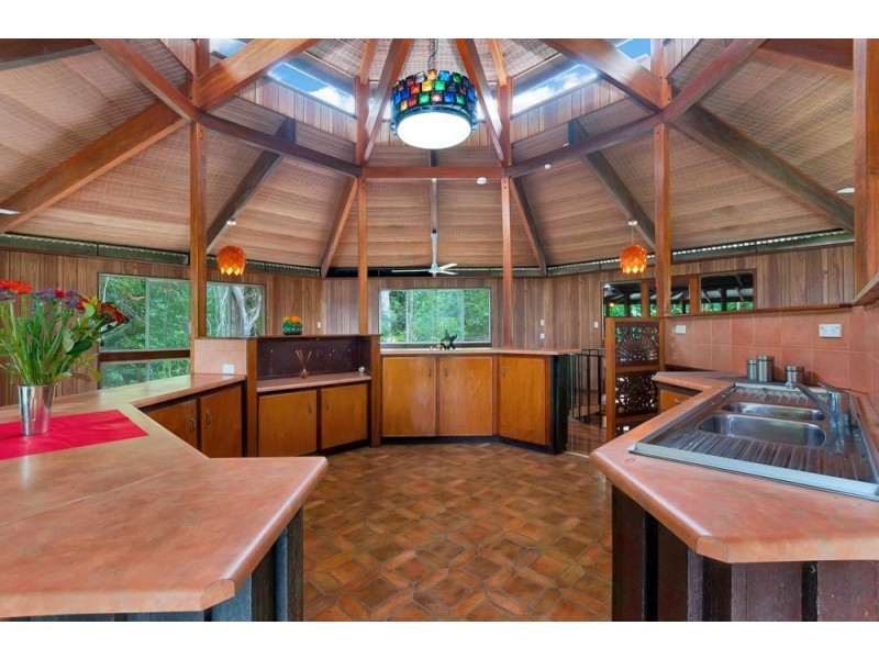 162-164 Stanton Road, Smithfield QLD 4878