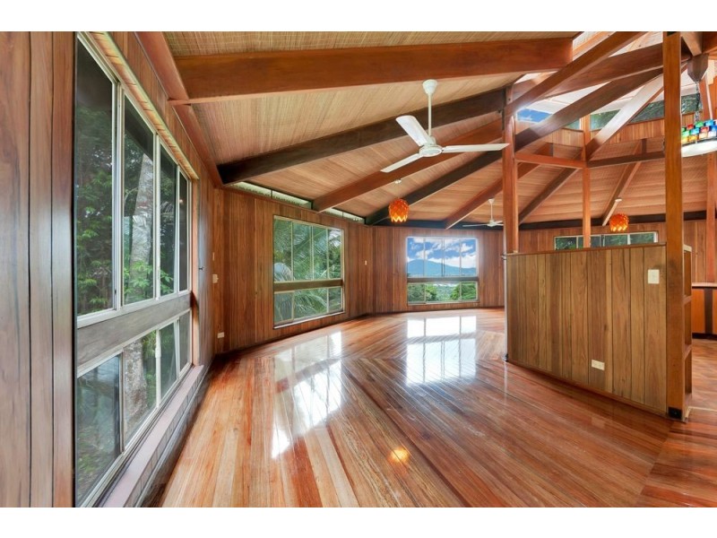 162-164 Stanton Road, Smithfield QLD 4878