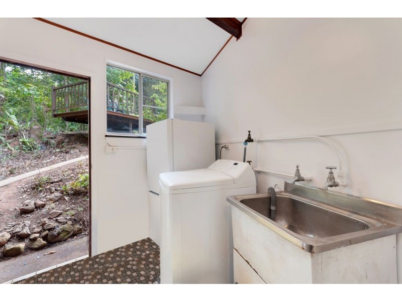 162-164 Stanton Road, Smithfield QLD 4878