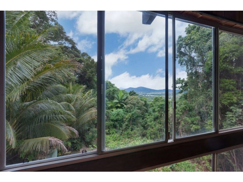 162-164 Stanton Road, Smithfield QLD 4878