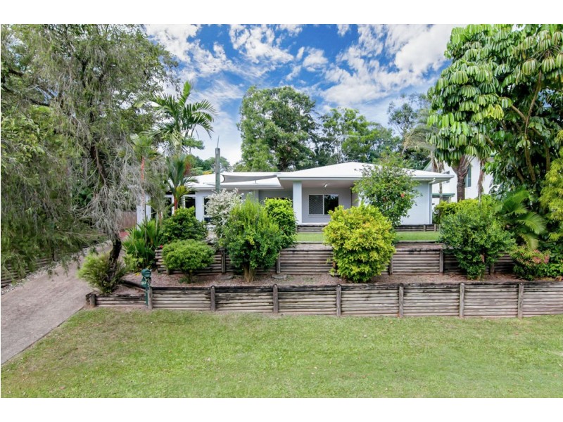 11 Travolta Close, White Rock QLD 4868