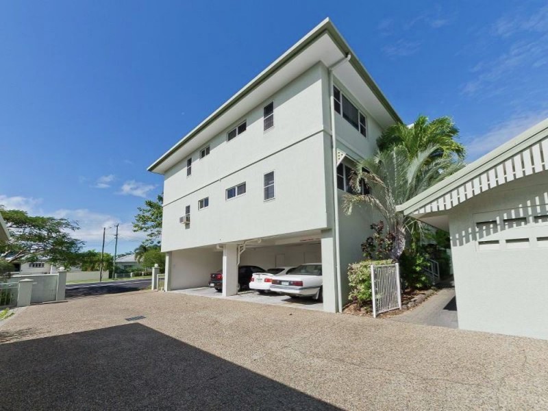 5/303 Lake Street, Cairns North QLD 4870