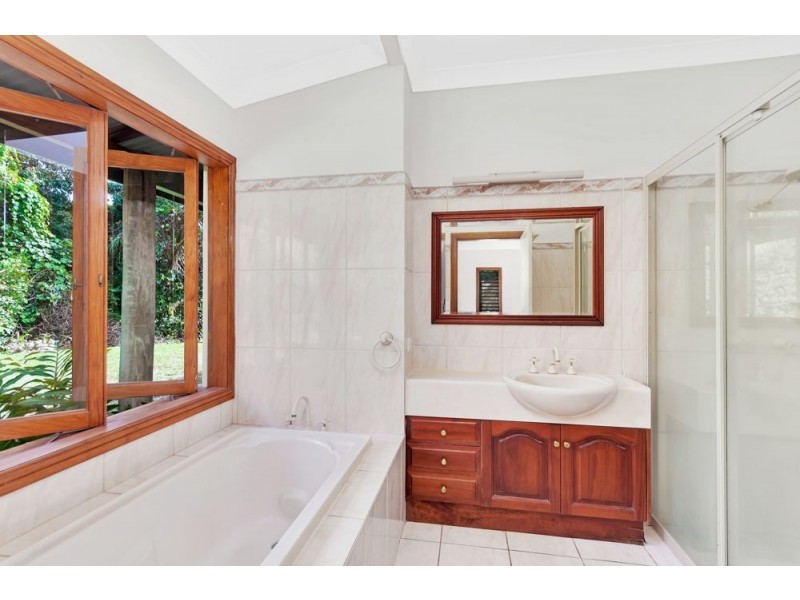 69863 Bruce Highway, Aloomba QLD 4871