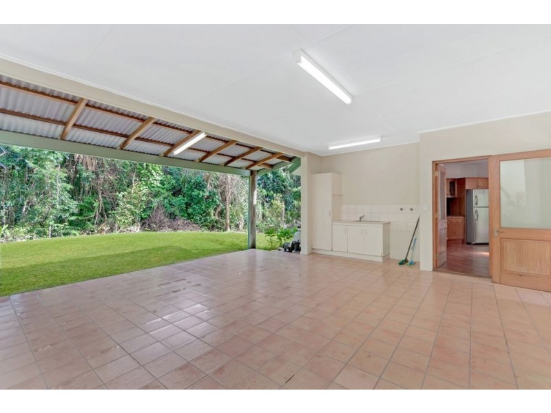 69863 Bruce Highway, Aloomba QLD 4871